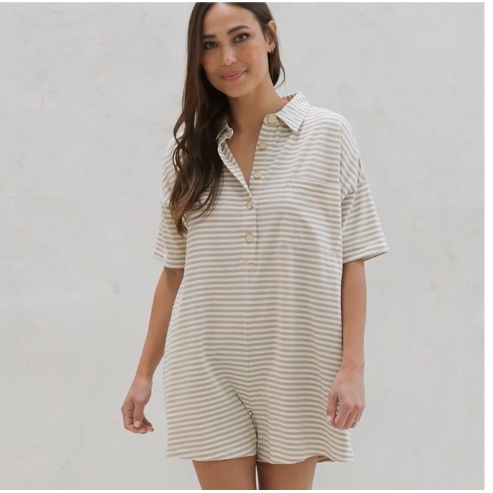 NWT Rylee + Cru Women’s Striped Romper Beige White Size XS